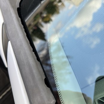Safelite AutoGlass - Damaged rubber moldings - Auto Glass Services Near Me - Camarillo, California Safelite AutoGlass - Damaged rubber moldings - Auto Glass Services Near Me - Camarillo, California