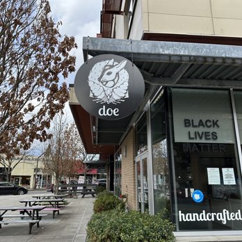 Doe Donuts - Donuts Near Me - Portland, Oregon