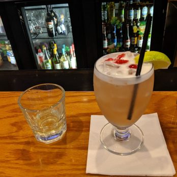 Beef 'O' Brady's - Amaretto sour - Sports Bars Near Me - Brooksville, Florida Beef 'O' Brady's - Amaretto sour - Sports Bars Near Me - Brooksville, Florida