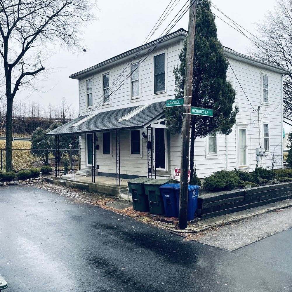 Jungle House - Vacant neighboring house - Vacation Rentals Near Me - Columbus, Ohio