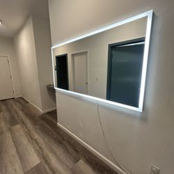 Dharma Sushi - Bathroom entry way