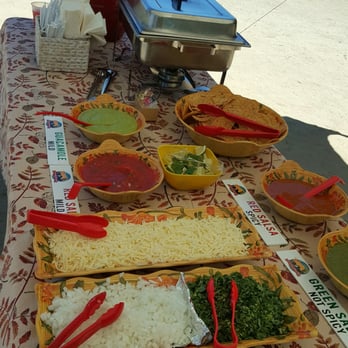 Five Star Taco Catering - Salsa was the right spiciness - Food Stands Near Me