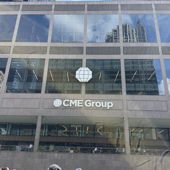 Chicago River Boat Architecture Tours - Business district - Architectural Tours Near Me - Chicago, Illinois