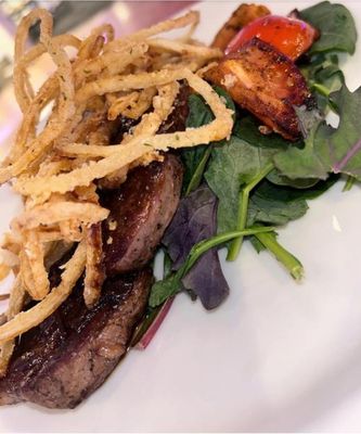 Slopes Restaurant & Bar