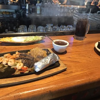 Chili's - Bars Near Me - Plainfield, Indiana