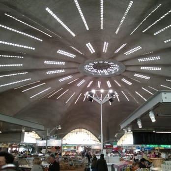 Marché Central - Intérieur - Farmers Market Near Me - Royan, 17 Marché Central - Intérieur - Farmers Market Near Me - Royan, 17
