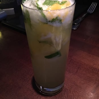 Yard House - Pineapple Express - Bars Near Me - Pasadena, California