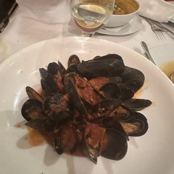 Armondo's Italian Restaurant - This were the mussels with the Diablo sauce 4/10 - Italian Near Me - Jackson Heights, New York