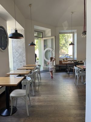 Nejen Bistro by null