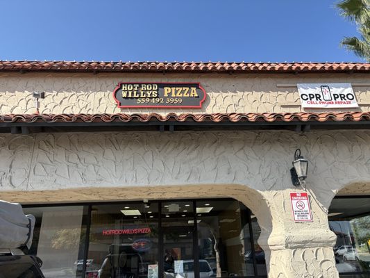 Hot Rod Willy’s Pizza by null