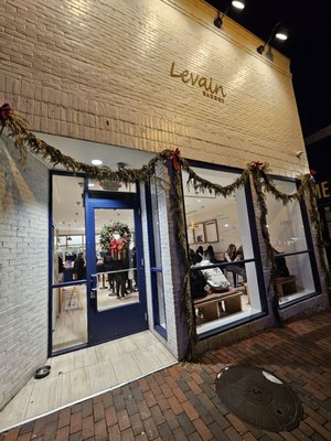 Levain Bakery by null