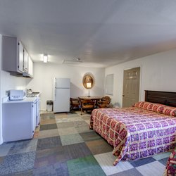 Crimson Hills Motel