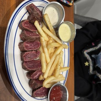 Jolie - Seafood Near Me - Coronado, California