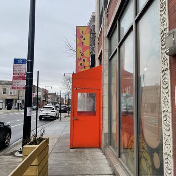 Loaf Lounge - Cafes Near Me - Chicago, Illinois
