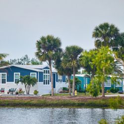 Bay Indies - Venice, FL
