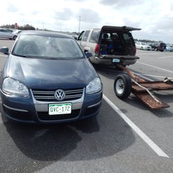 Seasall - This 2006 Volkswagon Jetta had some serious cooling issues due to a coupling broken off. A quick trip to the dealer and we had it running.