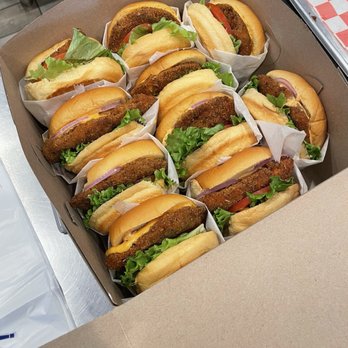 Halalbee's - Hot Chick - Burgers Near Me - Bronx, New York Halalbee's - Hot Chick - Burgers Near Me - Bronx, New York