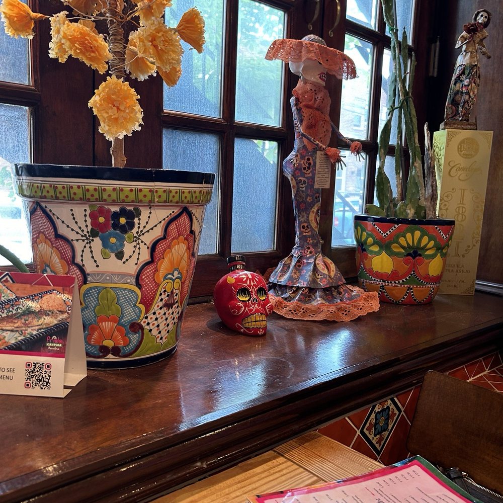 Frida Cantina - Ambiance - Mexican Near Me - Philadelphia, Pennsylvania