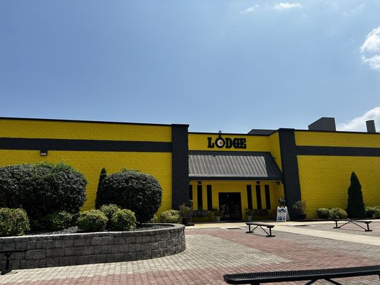 Lodge Factory Store by null