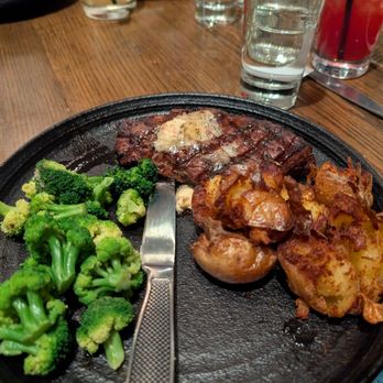 Cherry Street Brewpub at Halcyon - Coullotte - Brewpubs Near Me - Alpharetta, Georgia