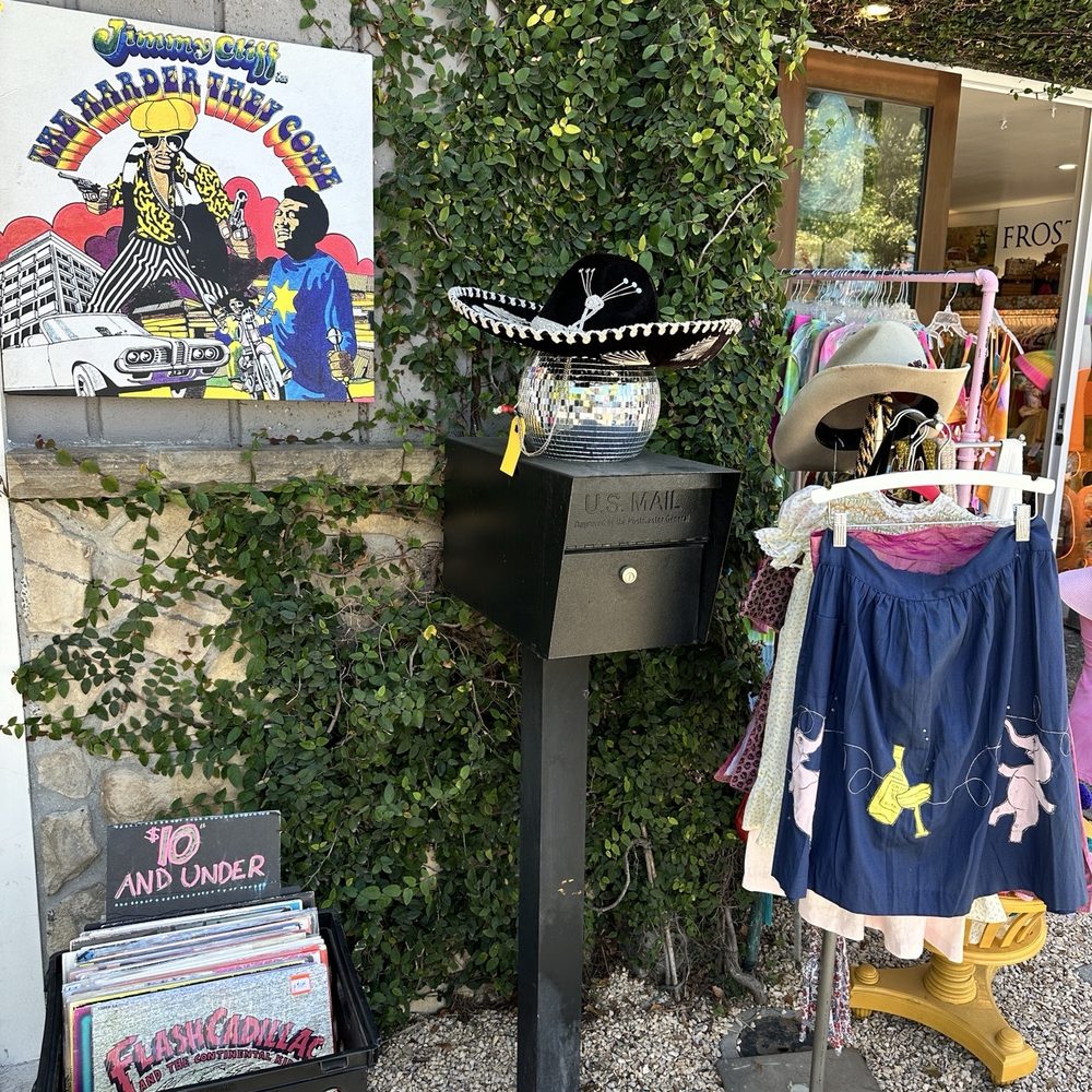 Funk Zone Vintage - Exterior view - Vinyl Records Near Me - Santa Barbara, California