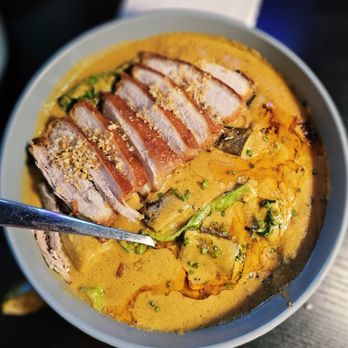Minasa  - Lechon Kare Kare - Filipino Near Me - Waipahu, Hawaii