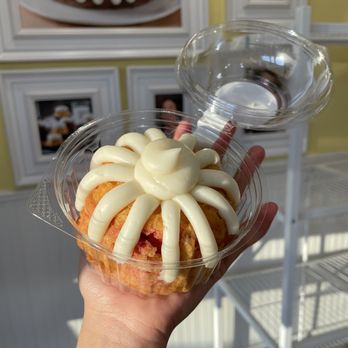 Nothing Bundt Cakes - Lemon raspberry bundlet - Bakeries Near Me - Tustin, California Nothing Bundt Cakes - Lemon raspberry bundlet - Bakeries Near Me - Tustin, California
