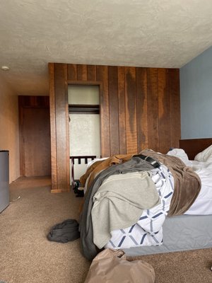 Curly Redwood Lodge by null