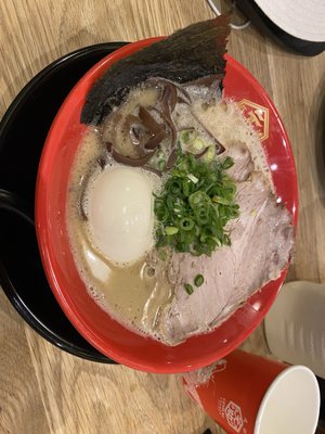 Hakata Gensuke Tonkotsu Ramen by null