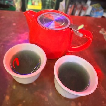Kin Len - Thai Street Eats - Butterfly pea tea - Thai Near Me - San Diego, California Kin Len - Thai Street Eats - Butterfly pea tea - Thai Near Me - San Diego, California