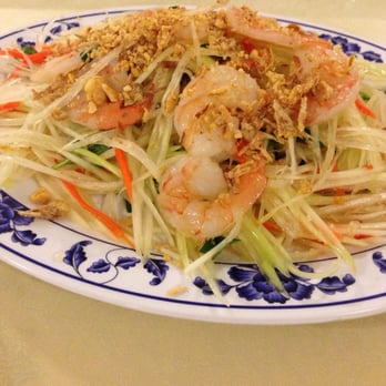 Lam's Garden - Green papaya salad with shrimp. - Vietnamese Near Me - Hilo, Hawaii