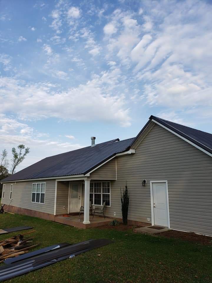Slide of Bama Barns And Roofing