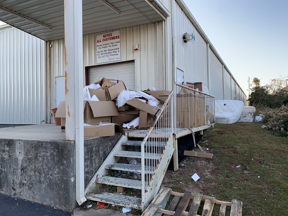 HANK’S FINE FURNITURE 850 Schillinger Rd S, Mobile, Alabama