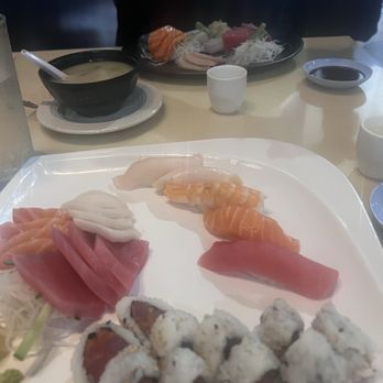 Pat Gogo - Sashimi and sushi dinner miso soup and sashimi dinner all very good not show g wonton soup very good - Sushi Bars Near Me - West Palm Beach, Florida Pat Gogo - Sashimi and sushi dinner miso soup and sashimi dinner all very good not show g wonton soup very good - Sushi Bars Near Me - West Palm Beach, Florida