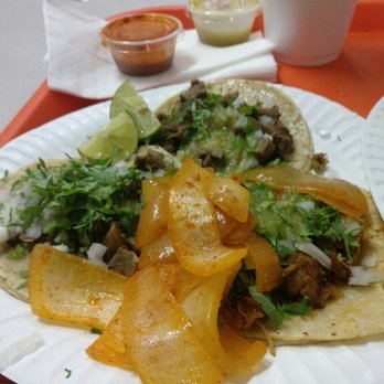 Tacos Arandas - Onions on fleek. Tacos de lengua y pollo. - Mexican Near Me - Los Angeles, California Tacos Arandas - Onions on fleek. Tacos de lengua y pollo. - Mexican Near Me - Los Angeles, California