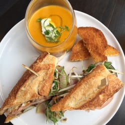 PD3 By Blake - Bahn mi with soup