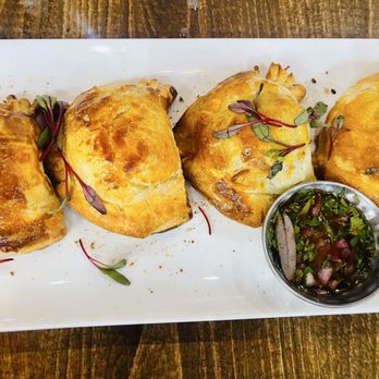 Parada - Empanada platter - Peruvian Near Me - Walnut Creek, California Parada - Empanada platter - Peruvian Near Me - Walnut Creek, California