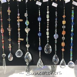 Federal Way Farmers Market - Callies Crystals Suncatchers