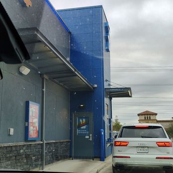 Dutch Bros Coffee - Juice Bars & Smoothies Near Me - New Braunfels, Texas