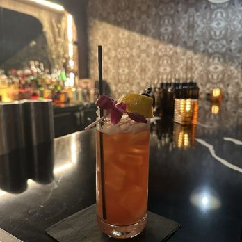 The Upright - Cocktail Bars Near Me - Detroit, Michigan