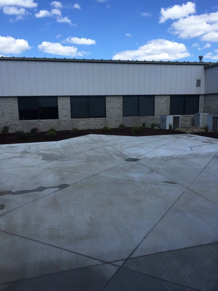 Slide of Isbir Construction & Landscape