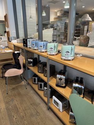 Centre The Bakery by null