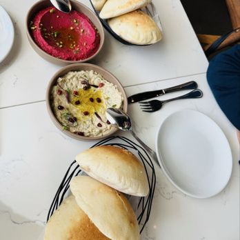 Ammatoli - Hummus - Mediterranean Near Me - Long Beach, California