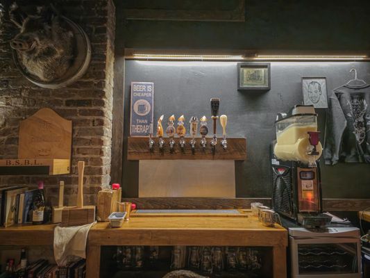 132 Bar Vintage by null