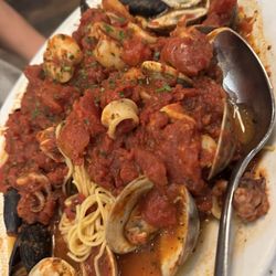 Clara's - Claras Seafood Special