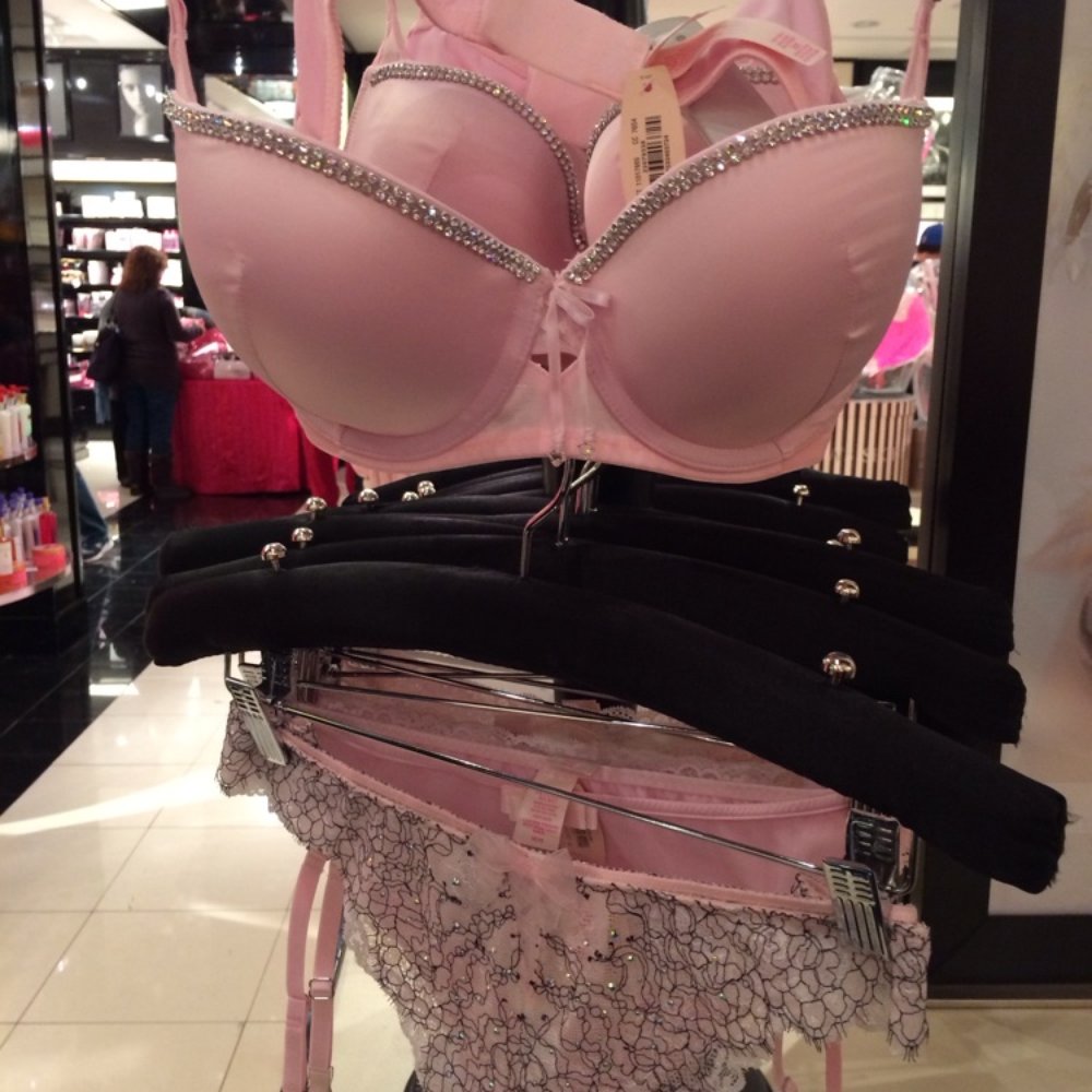 Totally bought this when I saw it! $62 (bra) & $24 (panties) Totally bought this when I saw it! $62 (bra) & $24 (panties)