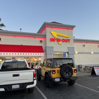 In-N-Out Burger - Burgers Near Me - Pinole, California In-N-Out Burger - Burgers Near Me - Pinole, California