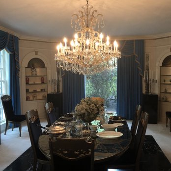 Graceland - Dining room - Museums Near Me - Memphis, Tennessee Graceland - Dining room - Museums Near Me - Memphis, Tennessee
