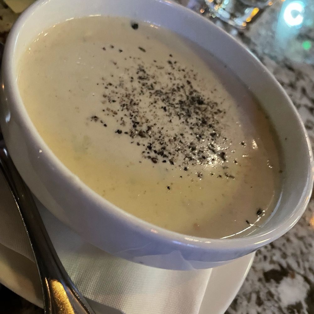 Taylor Shellfish Oyster Bar - Northwest Chowder - Seafood Near Me - Seattle, Washington Taylor Shellfish Oyster Bar - Northwest Chowder - Seafood Near Me - Seattle, Washington