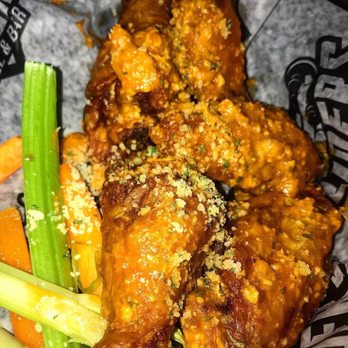 Sliders Grill & Bar - American Near Me - Wallingford, Connecticut Sliders Grill & Bar - American Near Me - Wallingford, Connecticut